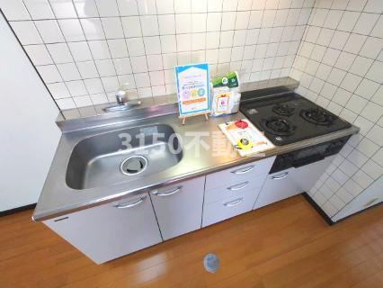 メゾンαのキッチン