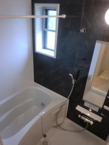 グロリエッテ上地Ａの浴室