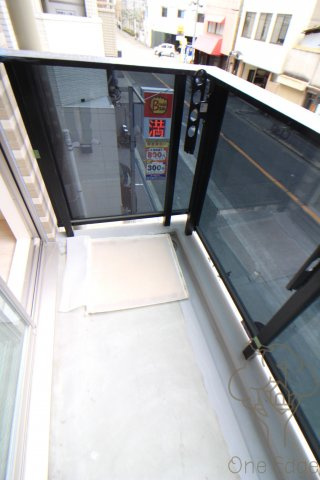 シーズンフラッツ梅田北のバルコニー