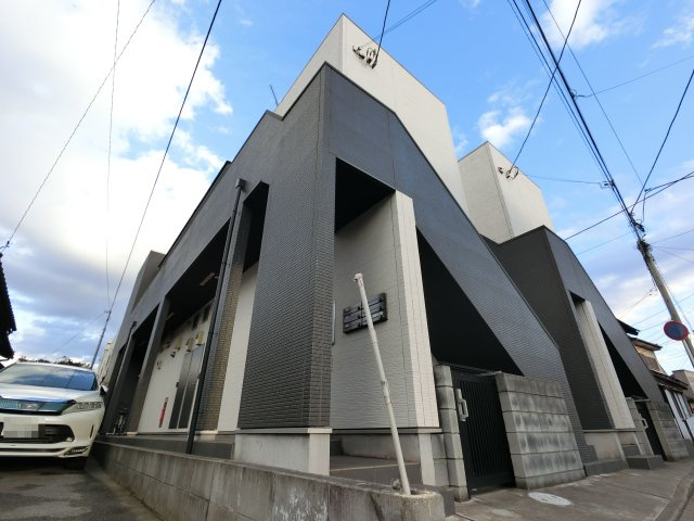 本千葉レジデンスの外観