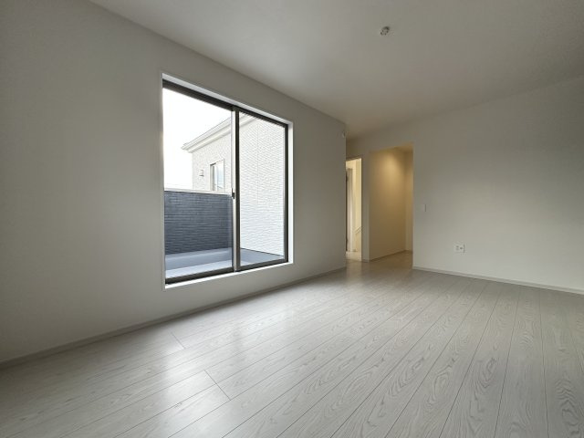 神戸市西区桜が丘西町３丁目新築戸建の洋室