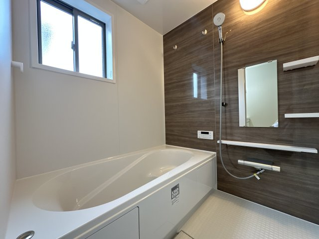 神戸市西区桜が丘西町３丁目新築戸建の浴室