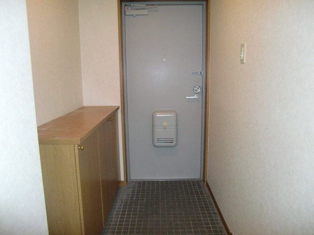 ラシュレ・ウエスト六甲の玄関