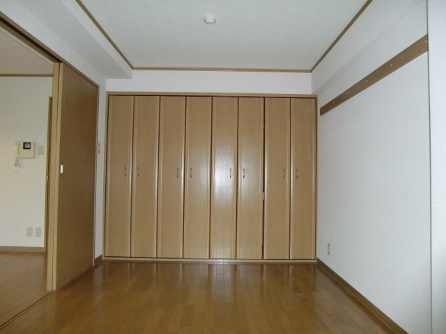 ラシュレ・ウエスト六甲の居間・リビング