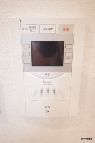 プレサンス心斎橋ニスト　仲介手数料無料のセキュリティ