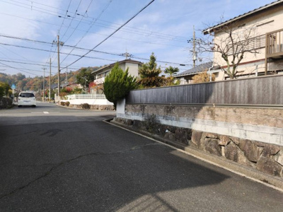 【前面道路含む現地写真】 | 大津市湖青2丁目6-8　戸建