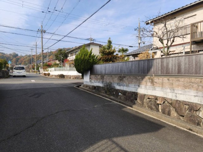 【前面道路含む現地写真】 | 大津市湖青2丁目6-8　戸建