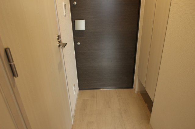 ザ・パークハビオ川口の玄関|別室参考写真です。