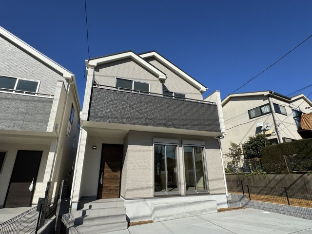 松戸市小金原７丁目新築戸建【栗ヶ沢小学校：4分】の外観|B号棟：完成済み内覧可能です！