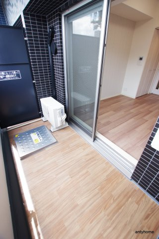 プレサンス四天王寺前夕陽ヶ丘アクティ　仲介手数料無料のバルコニー