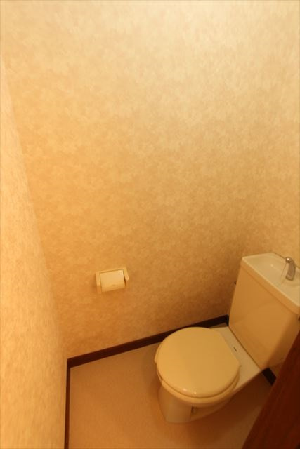 練馬区大泉学園町７丁目のアパートのトイレ