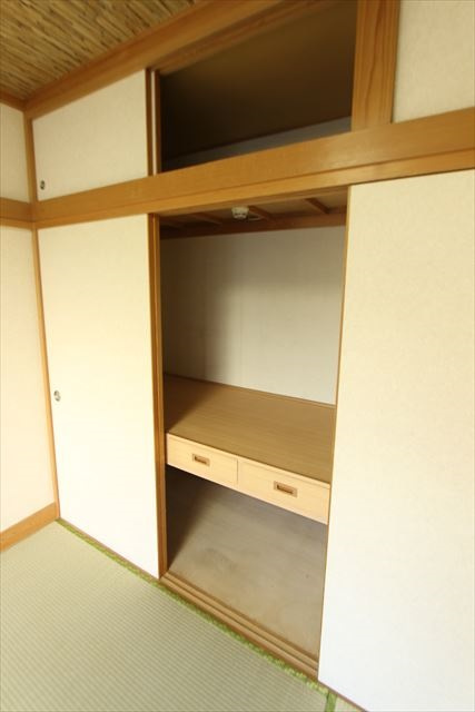 練馬区大泉学園町７丁目のアパートの収納