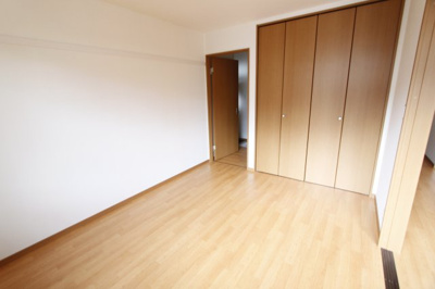 【寝室】 | ソレイユ（高山台）