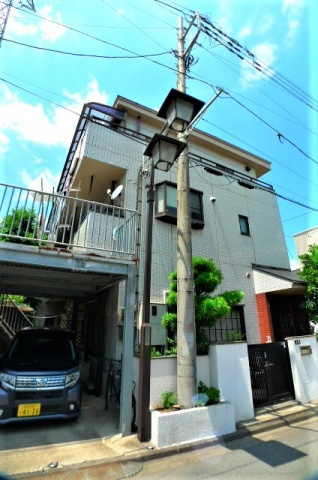 ドルフみずほ台のエントランス