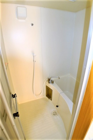 ドルフみずほ台の浴室