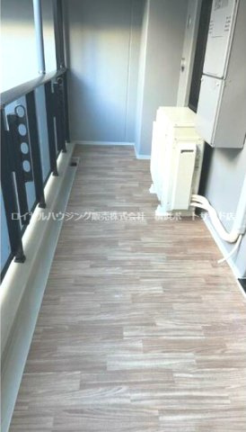 【バルコニー】