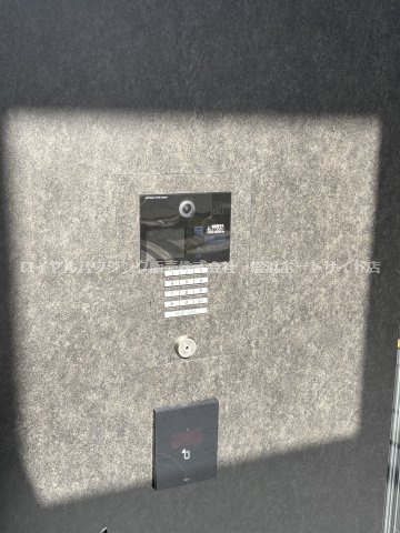 【TVモニター付きインターフォン】