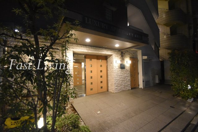ラグジュアリーアパートメントデュオ神楽坂の外観