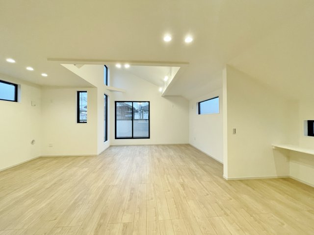 練馬区石神井台5丁目 限定1棟の前面道路含む現地写真