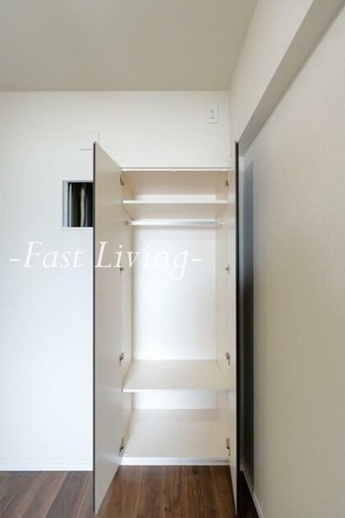 市谷台町坂フロントの収納