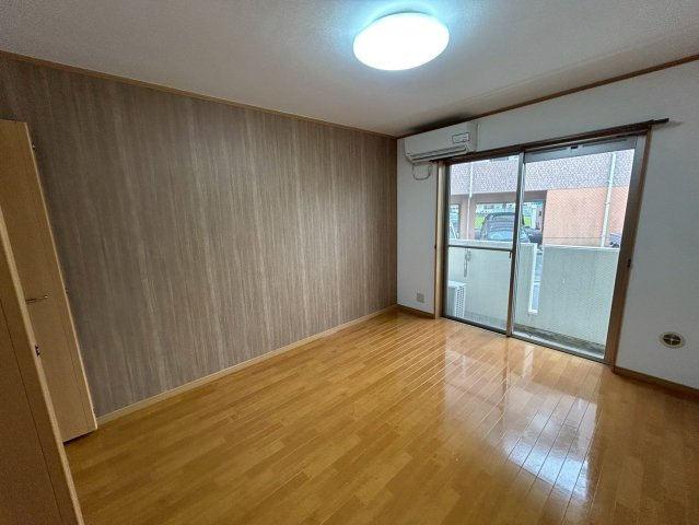 ジョイ・ジュネス 1B号室の居間・リビング