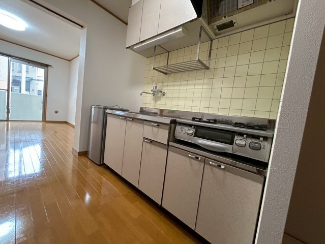 ジョイ・ジュネス 1B号室のキッチン