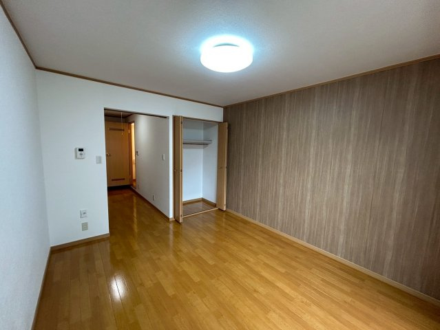 ジョイ・ジュネス 1B号室の居間・リビング