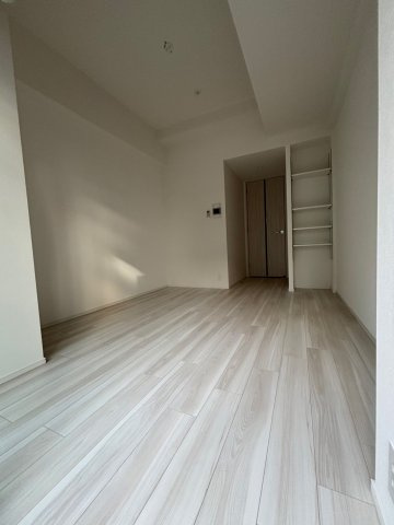 S-RESIDENCE堺筋本町Deuxの洋室