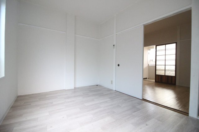 【寝室】 | 松虫ハイツ