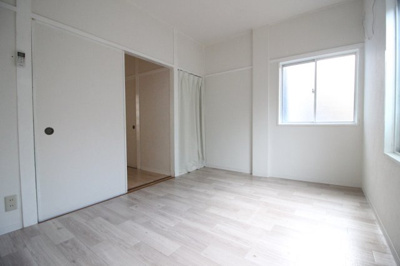 【洋室】 | 松虫ハイツ