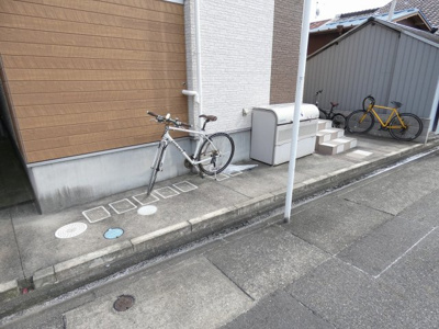 【駐車場】 | リバーサイド露橋