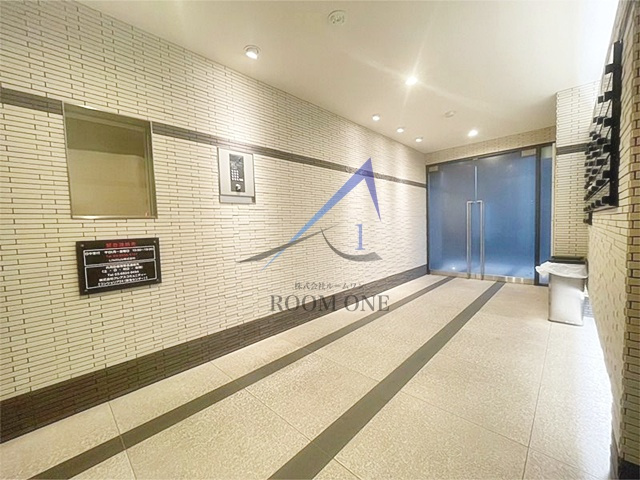 ＬＵＭＥＥＤ横浜阪東橋のエントランス|エントランスです。