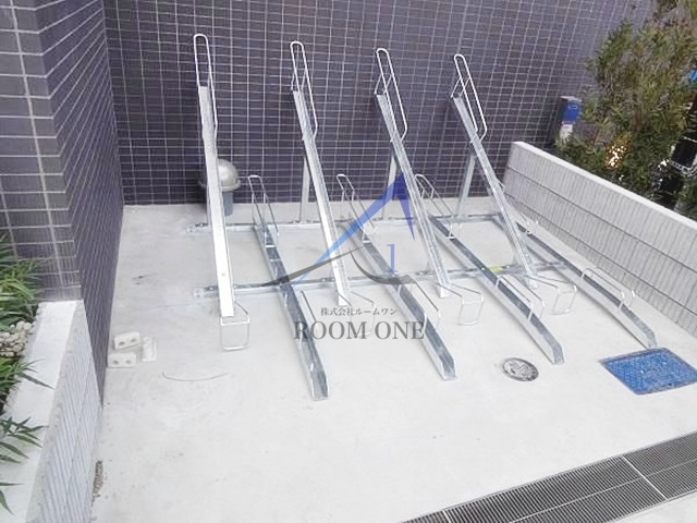 ＬＵＭＥＥＤ横浜阪東橋