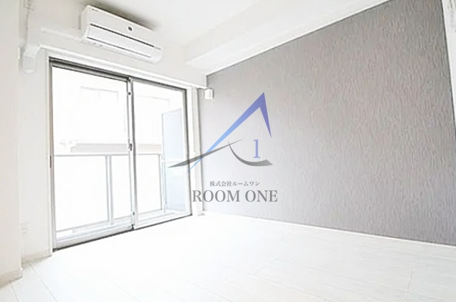 ＬＵＭＥＥＤ横浜阪東橋の居間・リビング|洋室のお部屋です。