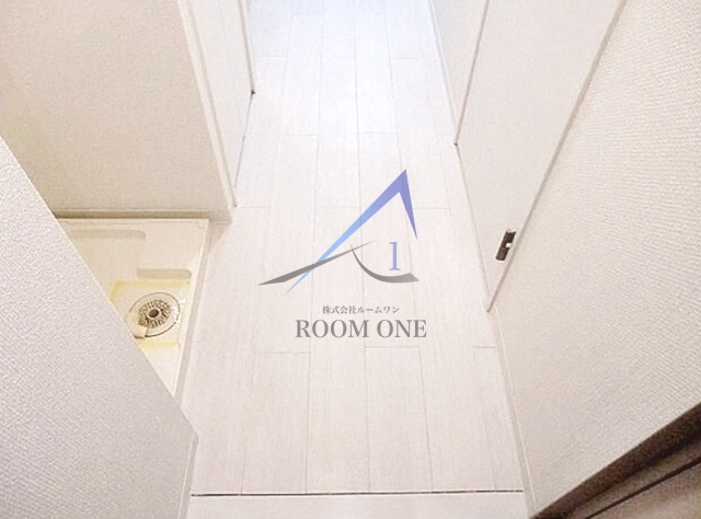 ＬＵＭＥＥＤ横浜阪東橋の玄関|玄関です。