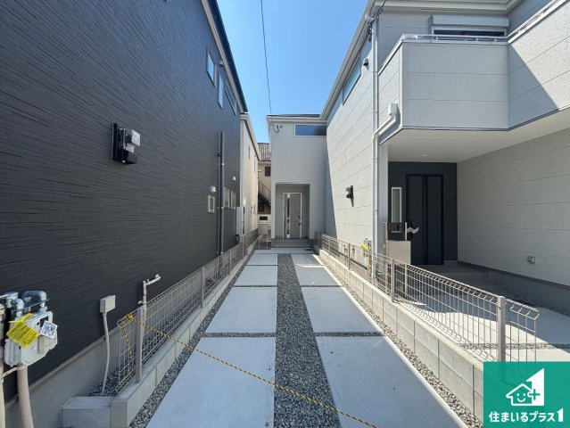 大阪市東住吉区住道矢田　第20期　新築一戸建ての外観|お客様に長く安心して住んでいだだける事にこだわった家づくり！住んでからのアフターサービスにもしっかりと取り組んでいます！