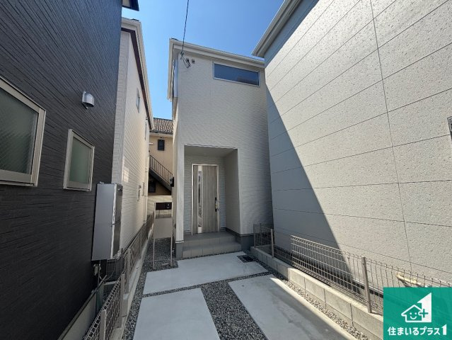 大阪市東住吉区住道矢田　第20期　新築一戸建ての外観|お客様に長く安心して住んでいだだける事にこだわった家づくり！住んでからのアフターサービスにもしっかりと取り組んでいます！