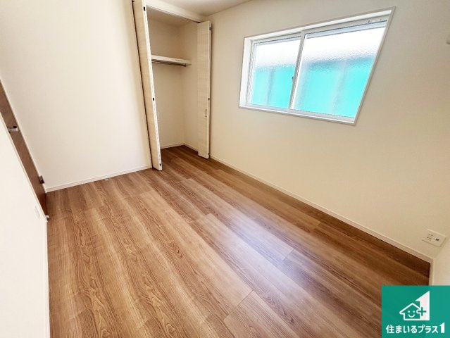 大阪市東住吉区住道矢田　第20期　新築一戸建ての洋室|ナチュラル感のある洋室は、自分好みのインテリアが楽しめます♪ご家族とインテリアや家具を選びに行くのは新築購入時の醍醐味の一つです。ぜひお楽しみください♪
