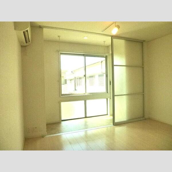 プール・トゥー・ジュールＢ棟の居間・リビング