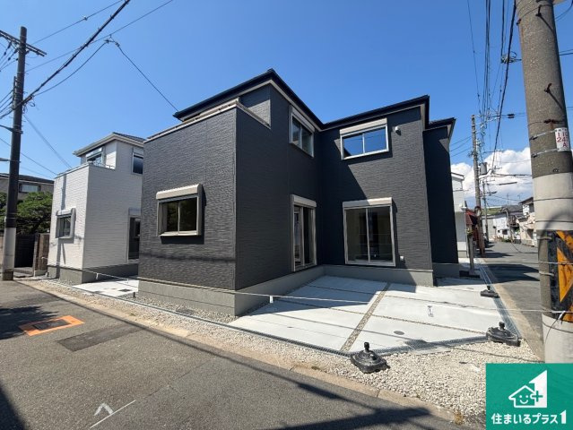 大阪市東住吉区住道矢田　第20期　新築一戸建ての外観|お客様に長く安心して住んでいだだける事にこだわった家づくり！住んでからのアフターサービスにもしっかりと取り組んでいます！