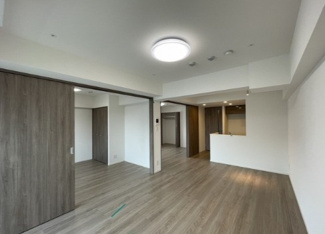 【居間・リビング】