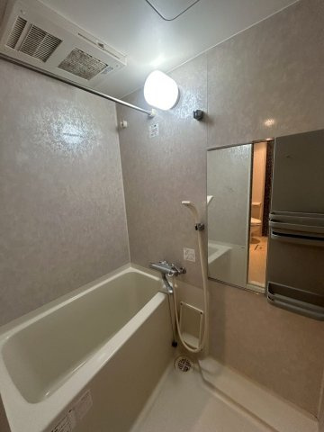 インボイス難波南レジデンスの浴室