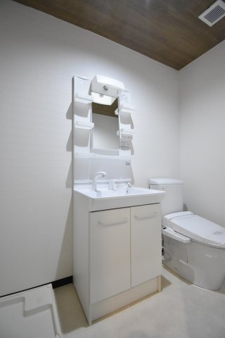 ブライト東住吉の洗面所