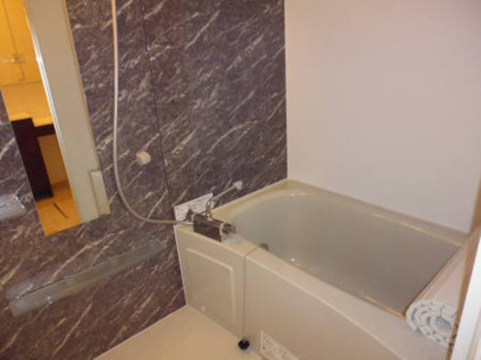 セイリンの浴室|追い焚き機能付きのお風呂です♪