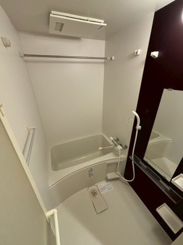 セレニテ心斎橋グランデの浴室