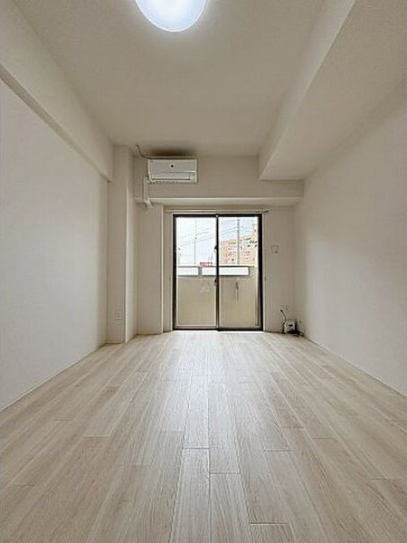 アールグラン瑞穂の居間・リビング