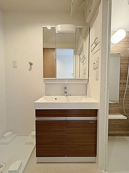 アールグラン瑞穂の独立洗面台