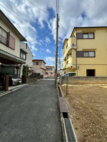 茨木市園田町の前面道路含む現地写真|周辺買い物施設も充実しております！