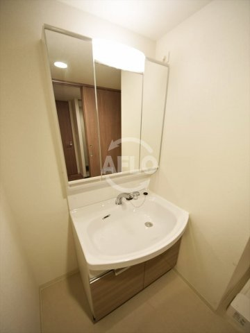 プレサンス心斎橋ニストの洗面所|プレサンス心斎橋ニスト　独立洗面台