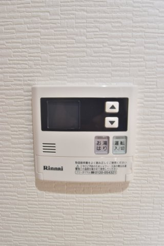 大阪市城東区成育４丁目の賃貸マンションのエントランス